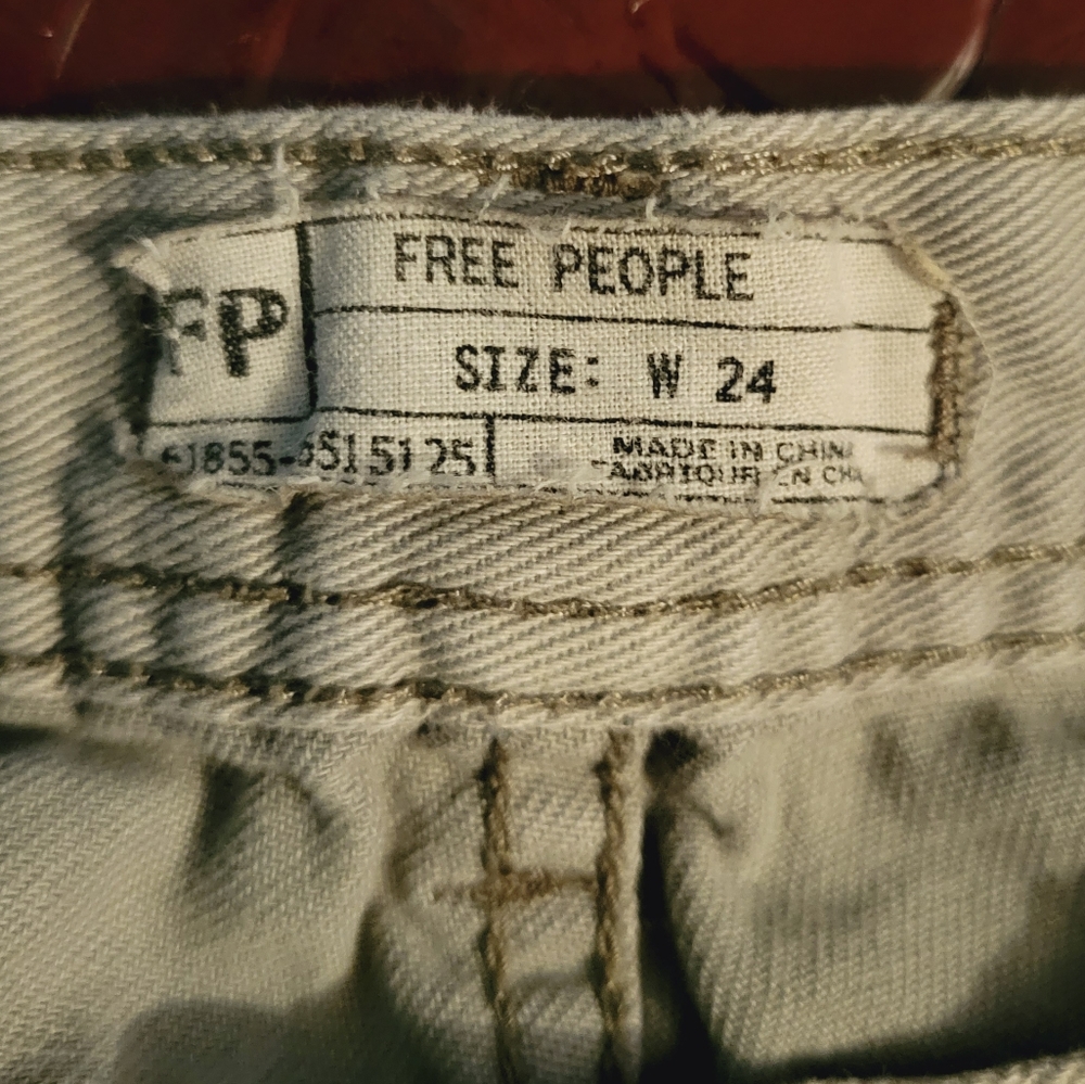 Free people denim short size 24 - Picture 3 of 3